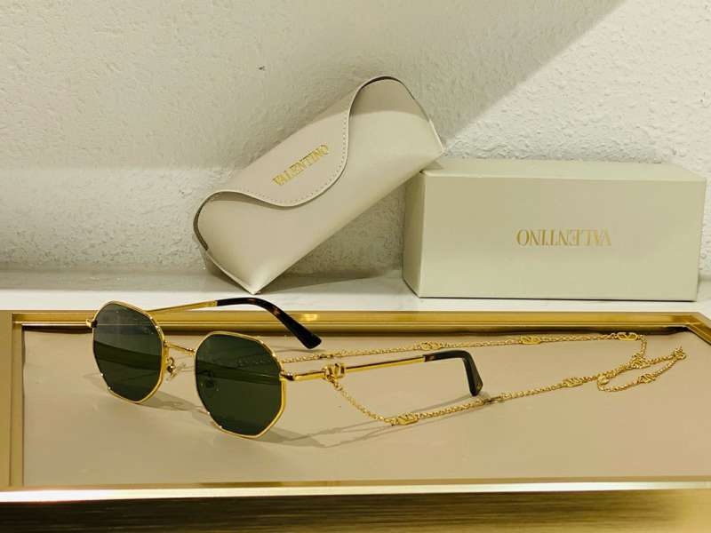 Picture of Valentino Sunglasses _SKUfw56828841fw
